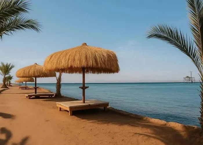 Apart Otel Tiba Golden With Pool View Steps From Sea *